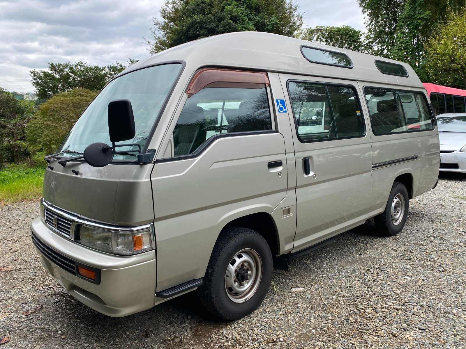1999 NISSAN CARAVAN VAN ALL SLIDING GLASS, REAR A/C